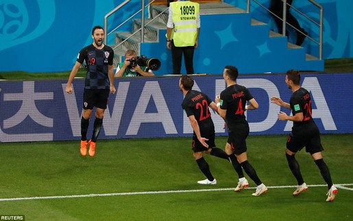 Video clip bàn thắng Iceland 1-2 Croatia: Ivan Perisic giúp Croatia toàn thắng