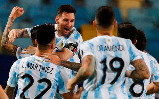 Messi lần đầu có danh hiệu Copa America, CĐV đã nghĩ tới Quả bóng Vàng thứ 7