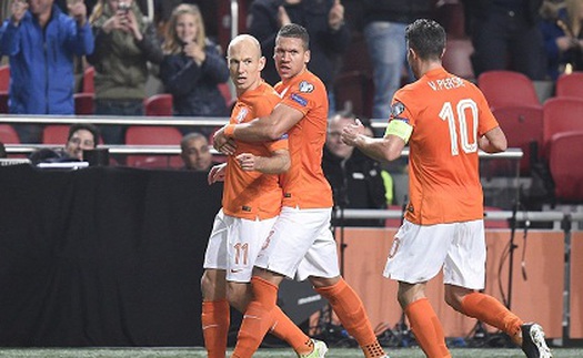 Hà Lan 6-0 Latvia: Robben và Huntelaar lập cú đúp, Van Persie tỏa sáng