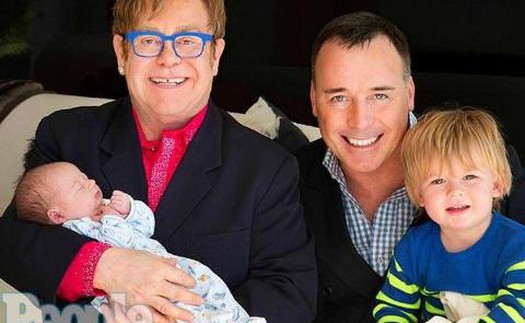 Elton John cưới bạn đời đồng giới David Furnish: 2 thập kỷ chờ lên xe hoa