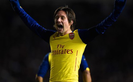 Lập công lớn cho Arsenal, Rosicky vào ‘Hội cầu thủ được yêu thích nhất’