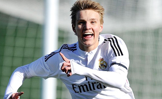 Odegaard ghi bàn đầu tiên cho Real Madrid