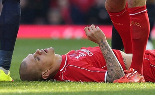 Martin Skrtel bất tỉnh hoàn toàn ngay trên sân