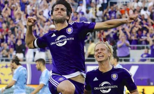 Kaka ghi bàn, Villa kiến tạo trong ngày ra mắt MLS