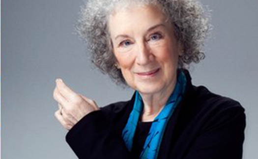 Margaret Atwood tung ra tiểu thuyết đầu tiên trong 15 năm