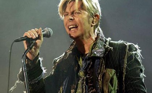 Huyền thoại rock David Bowie lấn sân sang lĩnh vực sân khấu