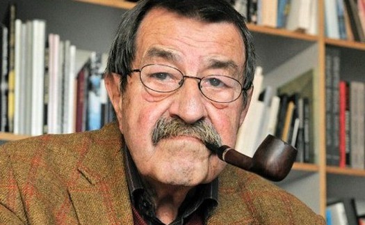 Tác giả 'Cái trống thiếc' Gunter Grass: Người phá vỡ những bức rào cấm kỵ