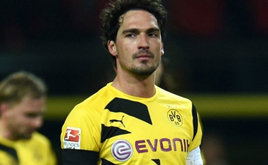 Bị Hummels từ chối, Manchester United chuyển sang Otamendi?