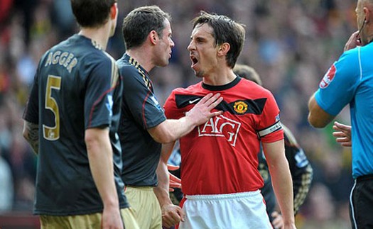 Gary Neville: 'Liverpool ngày càng giống một câu lạc bộ TỈNH LẺ'