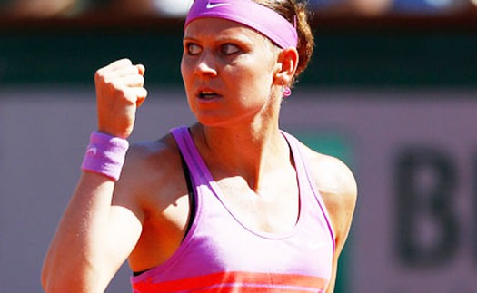 Safarova (13) - Ivanovic (7) 7-5, 7-5: Lần đầu cho Lucie Safarova