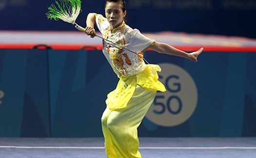 'Cô gái Vàng' Dương Thúy Vi đẹp rực rỡ ở bài biểu diễn giành HCV ở SEA Games 2015