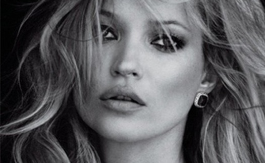 'Siêu mẫu nghiện ngập' Kate Moss bị tống cổ khỏi máy bay vì quậy phá