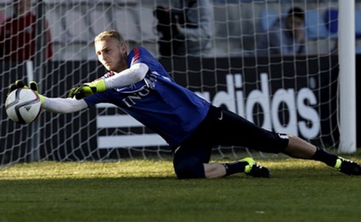 Vì sao Man United chọn Jasper Cillessen thay De Gea?