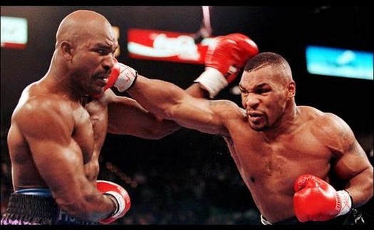 Tyson và Holyfield: Có cắn tai vẫn cứ là bạn của nhau