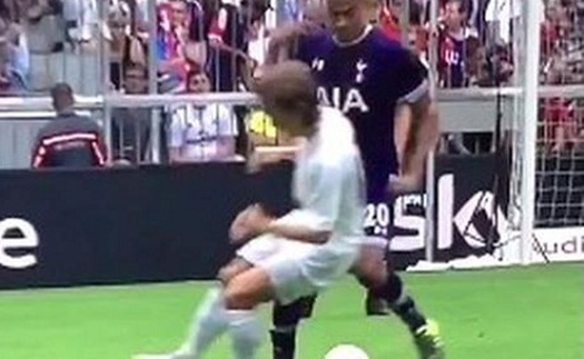 Luka Modric bị sao trẻ của Tottenham xỏ háng dễ dàng