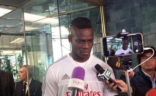 AC Milan cài điểu khoản hành vi để 'ghìm cương' Balotelli