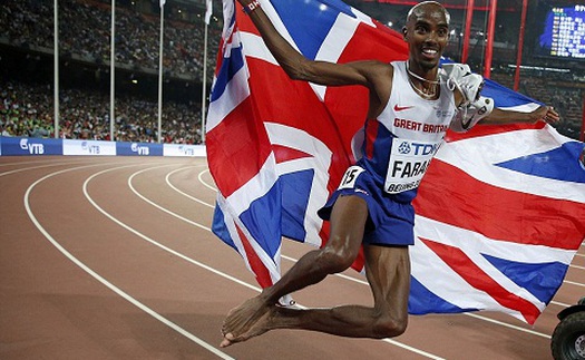 Mo Farah: Vừa uống nước vừa chạy, vẫn giành HCV