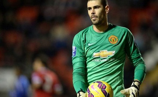 Valdes vẫn có thể cùng Man United dự Premier League