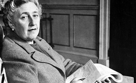 Fan 'xâm chiếm' quê hương 'Nữ hoàng truyện trinh thám' Agatha Christie