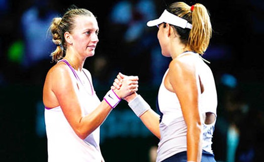 WTA Finals 2015: Kết thúc vòng bảng: Muguruza vẫn bay cao, Kvitova thoát hiểm