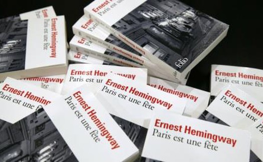 Luyến tiếc một Paris 'đã mất', người Pháp đổ xô đọc lại Hemingway