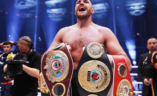 Đánh bại Wladimir Klitschko, Tyson Fury lên đỉnh thế giới