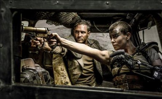 'Mad Max: Fury Road' bất ngờ được chọn là phim hay nhất năm