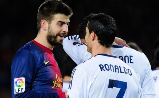 Arbeloa: ‘Pique như một gã hề’. Ronaldo: ‘Nói về cậu ta phí thời gian’