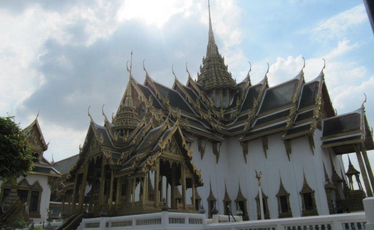Dọc ngang ở xứ chùa Vàng