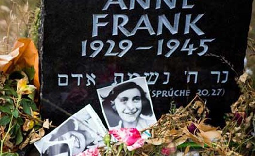 Nghị sĩ Pháp vẫn phát hành ‘Nhật ký Anne Frank’ dù vướng tranh chấp bản quyền