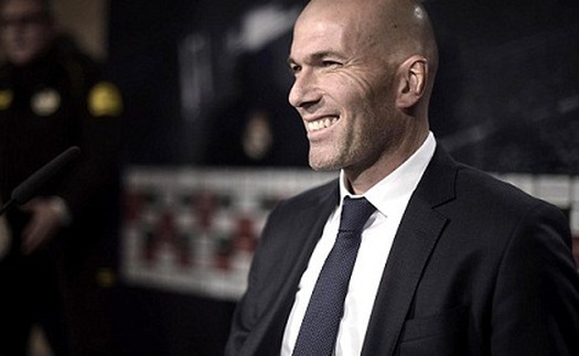 Ottmar Hitzfeld: 'Bổ nhiệm Zidane là quyết định điên rồ của Real Madrid'