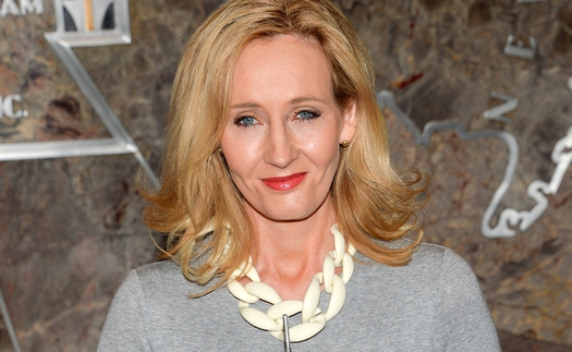 JK Rowling bị chỉ trích 'chiếm hữu văn hóa' của thổ dân da đỏ