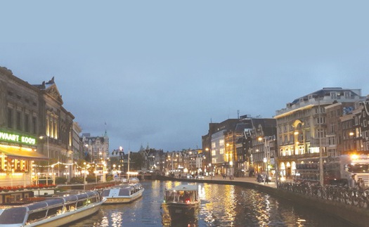 Ngắm Amsterdam từ những dòng kênh