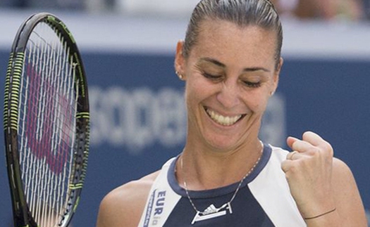 Flavia Pennetta: ‘Nếu có thai, tôi sẽ báo cho bà, chứ không phải báo chí’