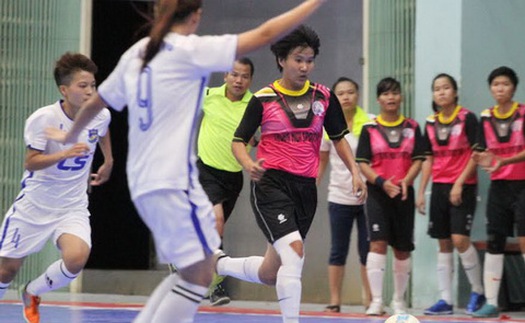 Khai mạc giải futsal nữ vô địch TP.HCM 2016: Chủ nhà thắng nhọc