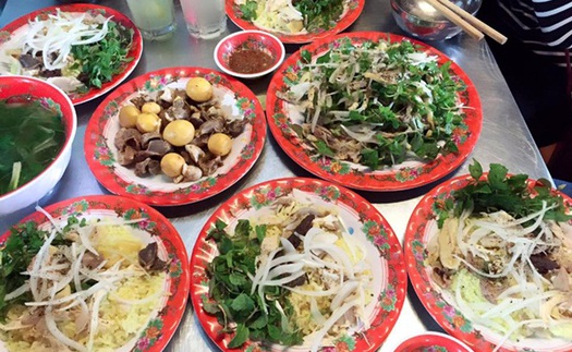 Cơm gà nên ăn ở quán nào thì ngon miễn bàn?