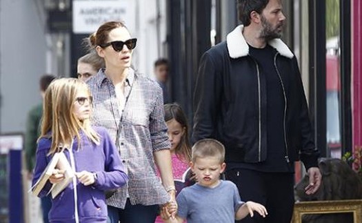 Jennifer Garner đã 'mở lòng' để 'tái hợp' chồng cũ Ben Affleck