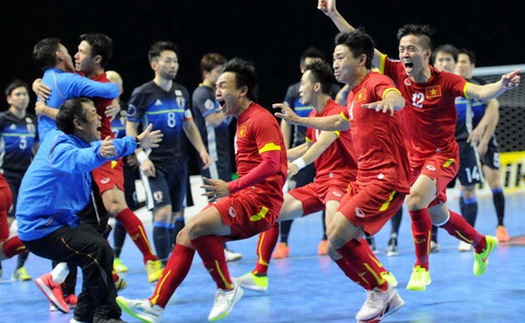 Tuyển futsal Việt Nam trước 'cơn sóng cả'