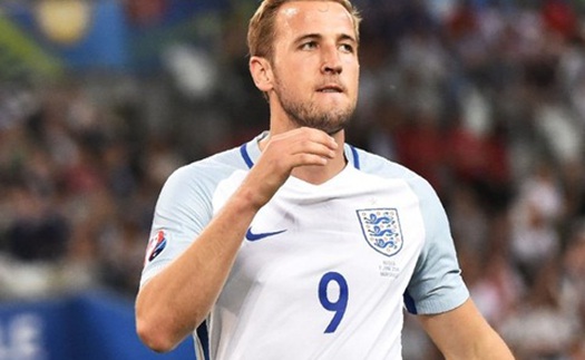 Wilshere giải thích lí do tại sao Harry Kane đá phạt góc