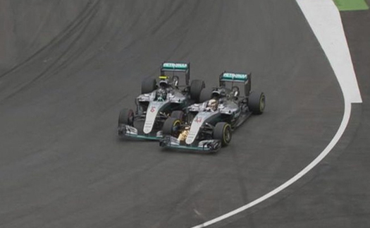 Hamilton đổ lỗi cho Nico Rosberg sau va chạm ở Grand Prix Áo