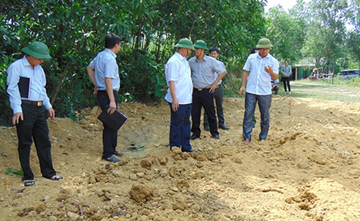 Đổ chất thải của Formosa tại Thiên Cầm: Chính quyền huyện Cẩm Xuyên thừa nhận... chủ quan