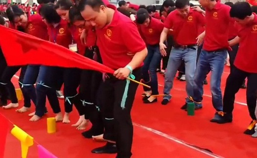 Video Teambuilding: Trò chơi mắt xích (phiên bản 2)