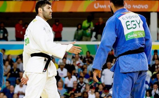 VĐV judo Ai Cập bị đuổi về nước vì... từ chối bắt tay đối thủ Israel ở Olympic Rio