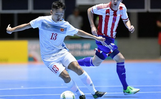 Thua Paraguay 1-7, futsal Việt Nam vẫn còn cơ hội đi tiếp