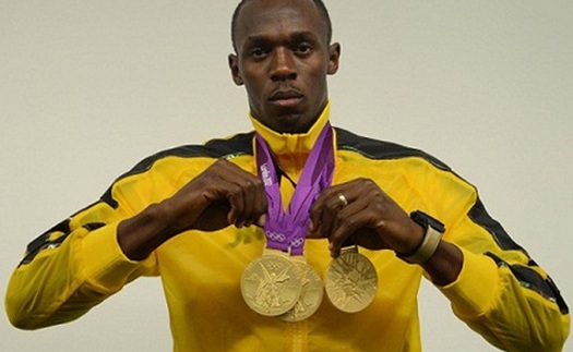 Usain Bolt tập luyện với Dortmund, chờ khoác áo... Man United