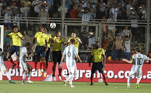 Vẫn phải nhờ Messi thì Argentina mới mở mắt