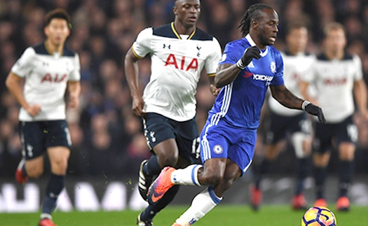 Victor Moses từ người thừa bỗng nhiên trở thành mục tiêu của Barca