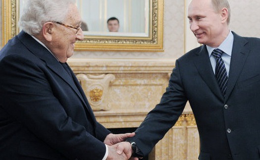 Phát ngôn sốc của Kissinger về vụ 'tấn công mạng' và về Putin