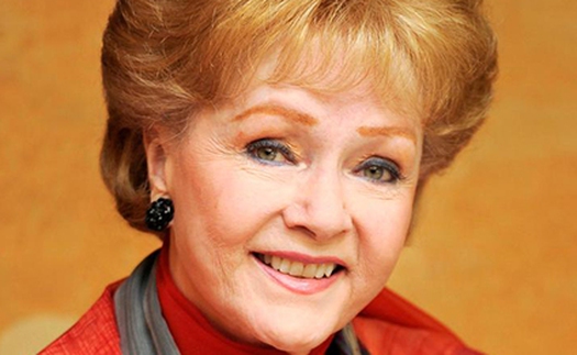 Huyền thoại điện ảnh Debbie Reynolds qua đời 1 ngày sau con gái