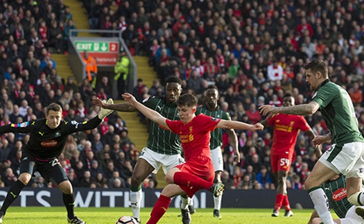 Liverpool 0-0 Plymouth: Klopp trả giá đắt vì dùng 'lúa non'